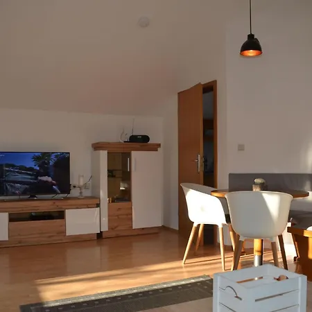 Apartamento In Berghaeuser By Interhome